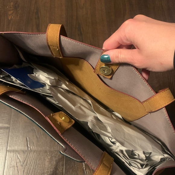 Danielle Nicole Pocahontas purse - Picture 4 of 4